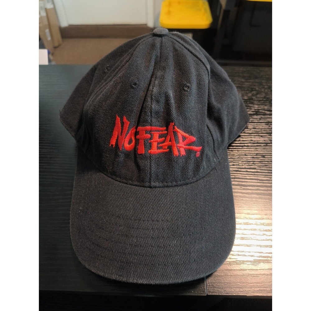 "NO FEAR" VINTAGE 90'S SKATER HAT/CAP (BLACK) w/ EYES ON THE BACK SNAPBACK WORN